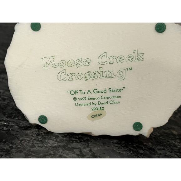 Enesco Moose Creek Crossing “Off to a Good Starter” 1997 Bear Fig #293180 - Picture 5 of 6